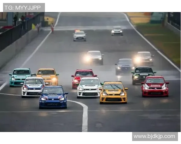 重庆排球队在欧锦赛中的速度之战展现出强大实力与团队配合